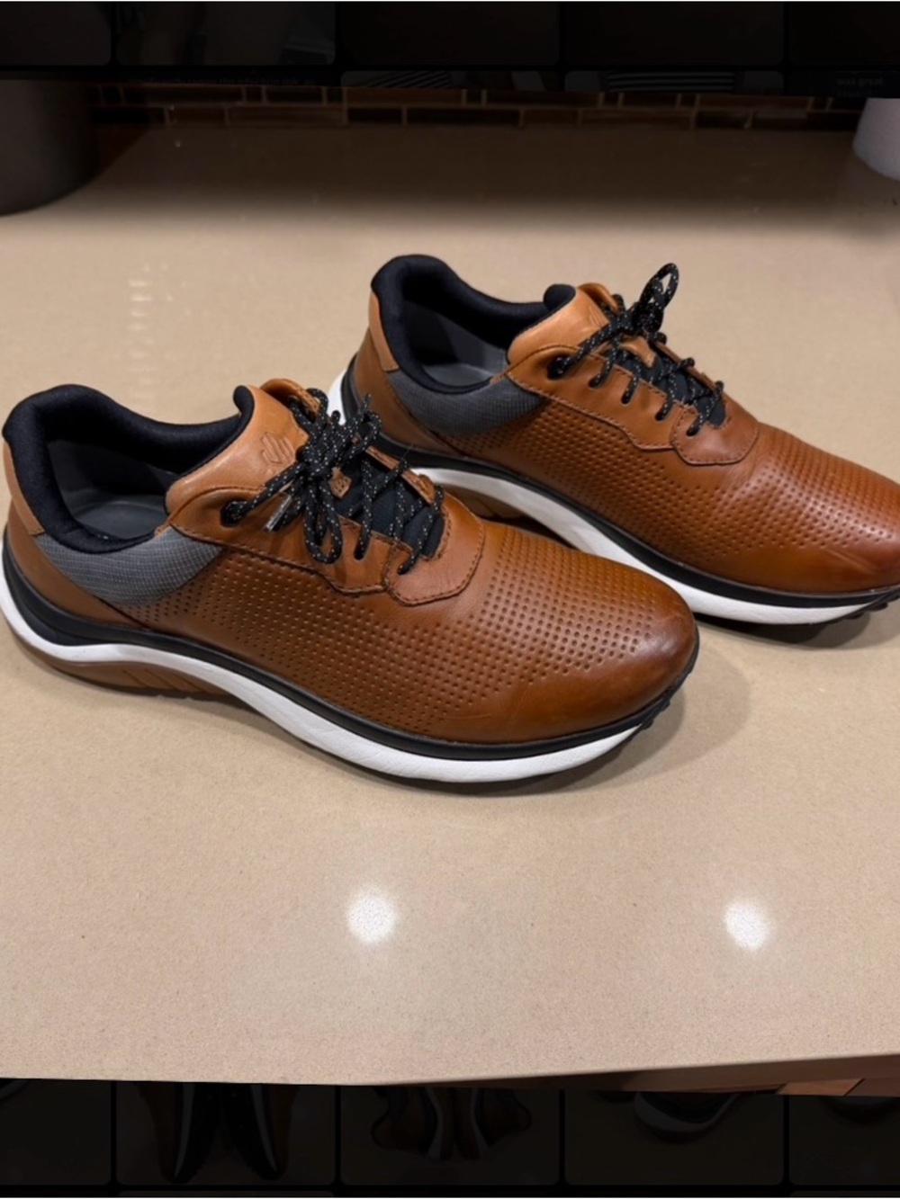 Johnston & Murphy Men's Tan Brown Perforated Leather Sneakers